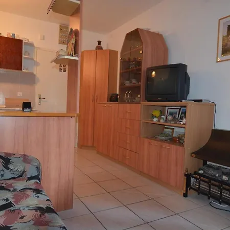 Apartament Maja *